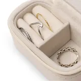 Jewelry box Vanclif s/one size greige cu fermoar — fotografia 5