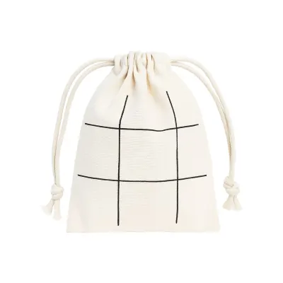 Joc de tic-tac-toe din lemn, cu pungă din bumbac – cu imprimare personalizată