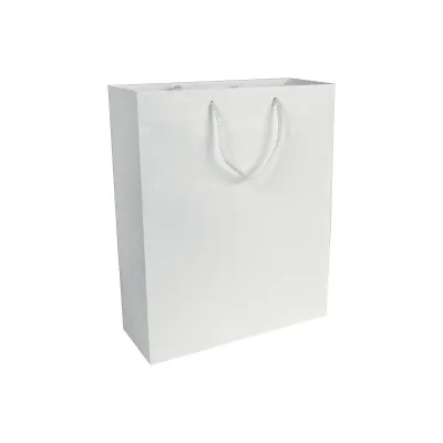 Pungă de cumpărături din hârtie laminată mată de 157 g/m², cu pliu lateral și întărire la bază – cu imprimare personalizată