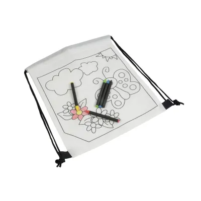 5 bucăți de ceară cu secțiune transversală cilindrică, într-un mini-pachet din material nețesut, care poate fi colorat – cu imprimare personalizată
